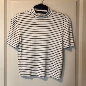 Babaton mock neck t shirt